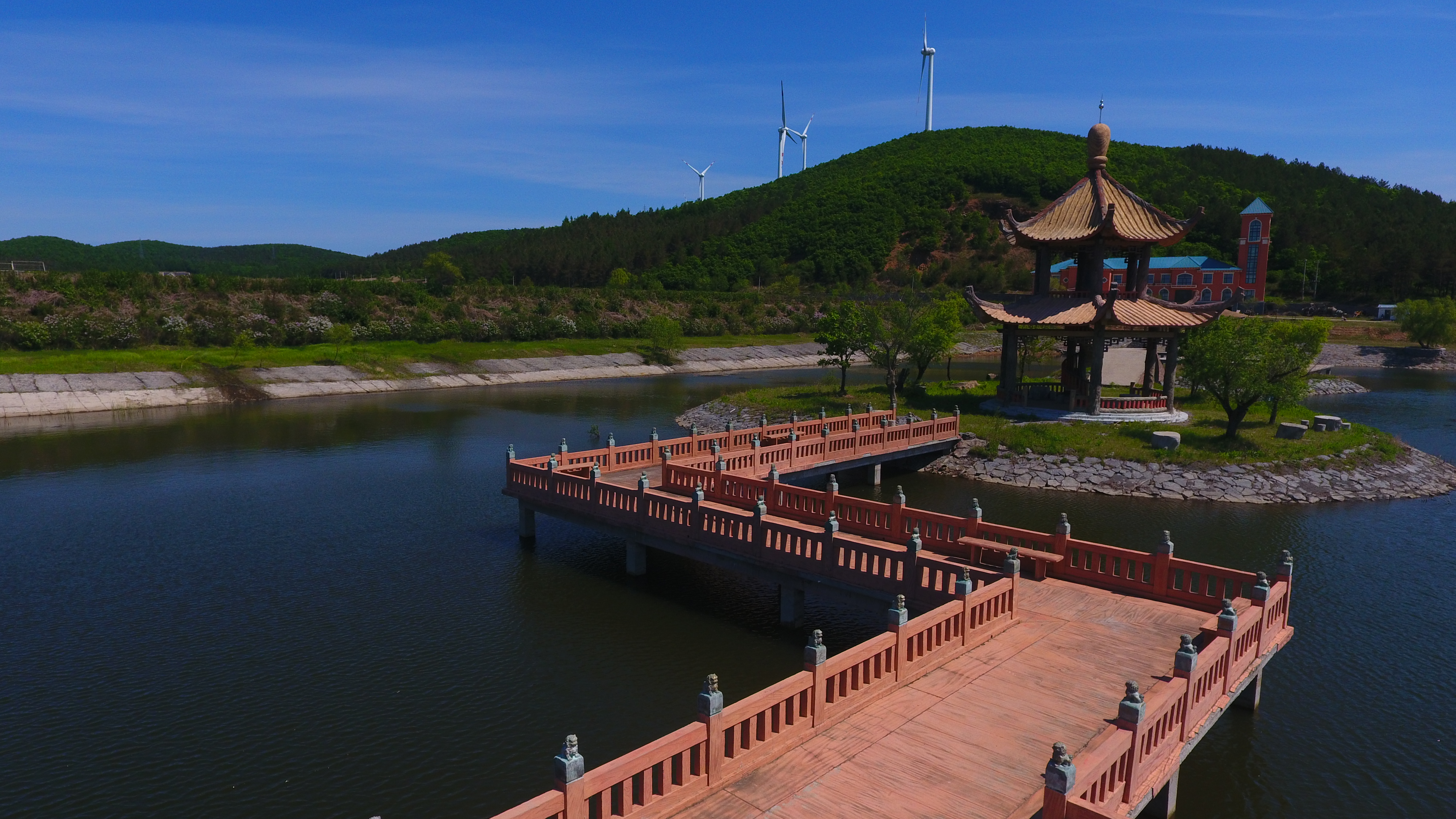 执 “生态之笔”绘“美丽画卷”